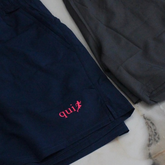 Quik Clothing - Picture 1 of 4